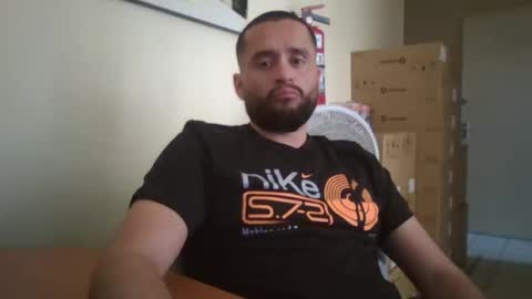 Snapshot of astro_boy_01 chatting on 01/02/25, 08:57 astro_boy_01 online show from 01/02/25, 08:57