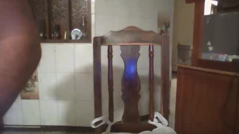 Snapshot of astro_boy_01 chatting on 10/26/25, 03:01 astro_boy_01 online show from 10/26/25, 03:01