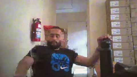 Snapshot of astro_boy_01 chatting on 10/31/25, 09:49 astro_boy_01 online show from 10/31/25, 09:49