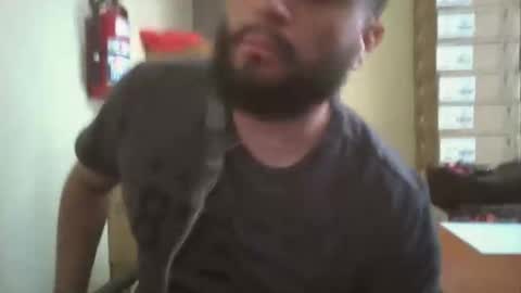 Snapshot of astro_boy_01 chatting on 11/04/25, 09:47 astro_boy_01 online show from 11/04/25, 09:47