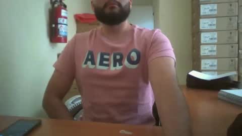 Snapshot of astro_boy_01 chatting on 11/28/25, 08:22 astro_boy_01 online show from 11/28/25, 08:22