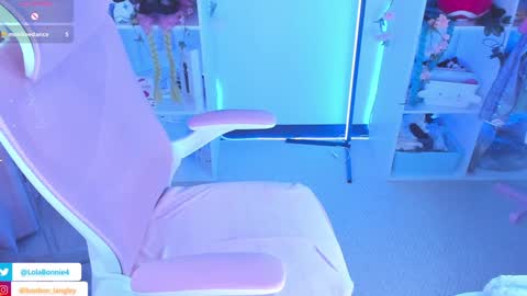 Snapshot of asuka_langleysoryu chatting on 02/03/25, 09:18 Bonnie online show from 02/03/25, 09:18