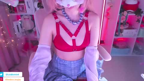 Snapshot of asuka_langleysoryu chatting on 02/14/25, 11:42 Bonnie online show from 02/14/25, 11:42