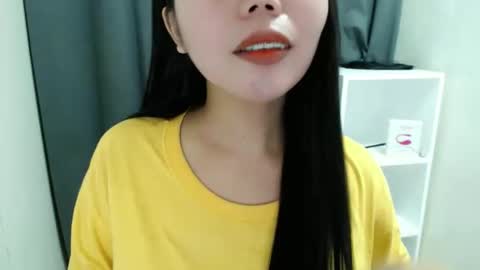 Snapshot of asuna_charming chatting on 04/25/26, 07:00 asuna_charming online show from 04/25/26, 07:00