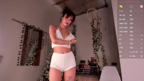 Snapshot of asuno_ chatting on 12/14/24, 02:53 Follow my TG Channel for 3 tokens only online show from 12/14/24, 02:53