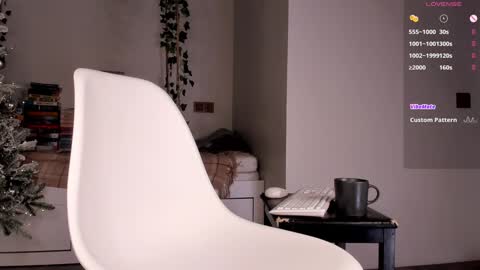Snapshot of asuno_ chatting on 12/23/24, 06:58 Follow my TG Channel for 3 tokens only online show from 12/23/24, 06:58