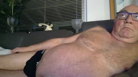 Snapshot of asusandy chatting on 01/07/25, 09:57 asusandy online show from 01/07/25, 09:57