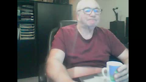 Snapshot of asusandy chatting on 01/16/25, 06:56 asusandy online show from 01/16/25, 06:56