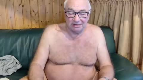 Snapshot of asusandy chatting on 02/27/25, 07:23 asusandy online show from 02/27/25, 07:23