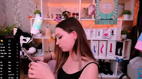 Anastasia online show from 11/30/25, 01:48