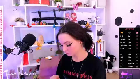 Snapshot of asya_sweet_ chatting on 06/01/26, 10:06 Anastasia online show from 06/01/26, 10:06