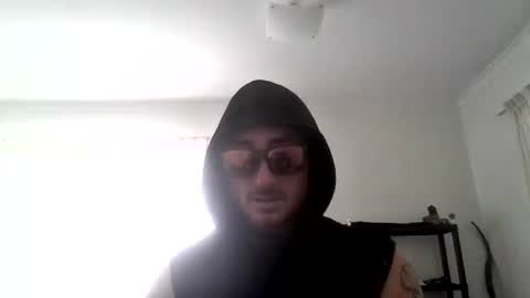 Snapshot of atapp626373359 chatting on 11/13/25, 01:37 Atapp626373359 online show from 11/13/25, 01:37