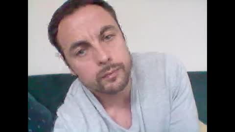 Snapshot of ataran chatting on 12/21/25, 12:45 ataran online show from 12/21/25, 12:45