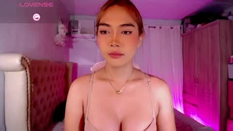 Snapshot of ate_sam chatting on 07/24/26, 07:01 Sam online show from 07/24/26, 07:01