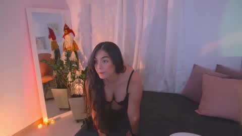 Snapshot of atena676 chatting on 10/27/25, 01:53 atena676 online show from 10/27/25, 01:53