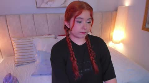 sofia online show from 02/03/26, 02:10