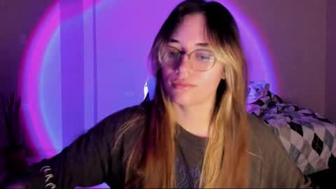 atenas online show from 11/18/25, 09:36