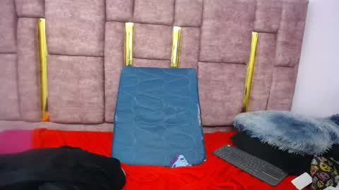 COLOMBIA online show from 04/23/26, 04:03