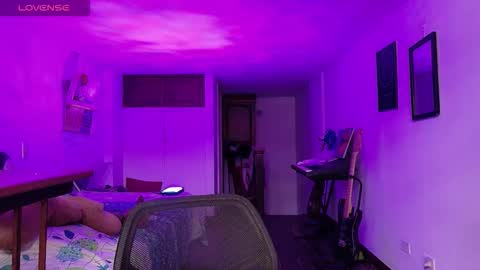 Atenea online show from 12/03/25, 09:24