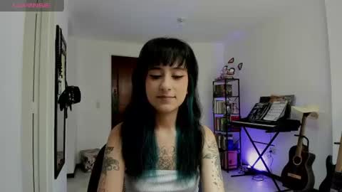 Snapshot of atenea_dragon__ chatting on 06/27/26, 06:13 Atenea online show from 06/27/26, 06:13