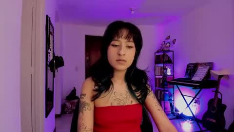 Snapshot of atenea_dragon__ chatting on 07/01/26, 09:25 Atenea online show from 07/01/26, 09:25