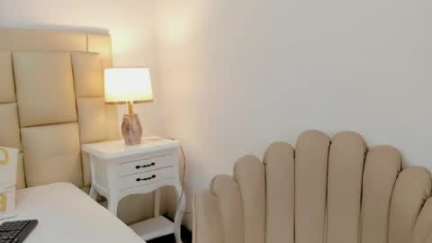 atenea_rouse online show from 04/23/26, 12:29