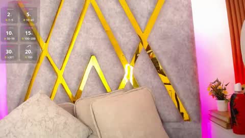 Snapshot of atenea_smith1 chatting on 04/23/26, 04:14 Athenea online show from 04/23/26, 04:14