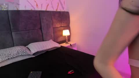 atenea velle online show from 07/04/26, 03:24