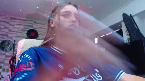 Atenea online show from 01/28/25, 02:42