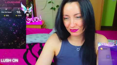 Snapshot of athena_starry chatting on 02/03/25, 11:42 athena starry online show from 02/03/25, 11:42