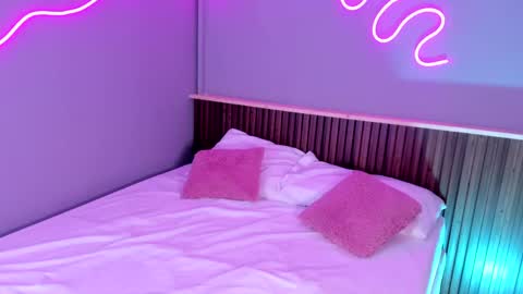 athenea__fox online show from 04/23/26, 12:15