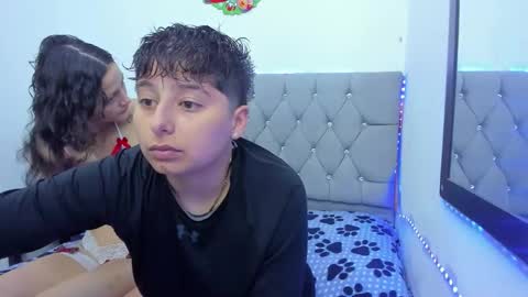 athenea_zuleinys online show from 12/14/25, 12:10