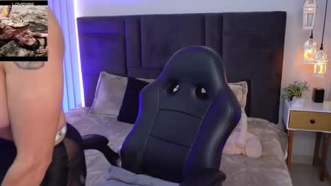 athenearusell online show from 10/28/25, 09:50