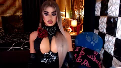 athisamoore online show from 04/23/26, 12:29