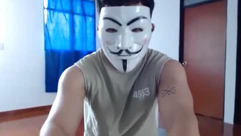 Robin online show from 10/31/25, 05:36