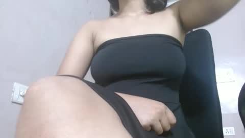 Snapshot of atirsa chatting on 09/14/25, 11:59 atirsa online show from 09/14/25, 11:59