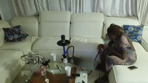 Lovely and Japan online show from 04/24/26, 06:38