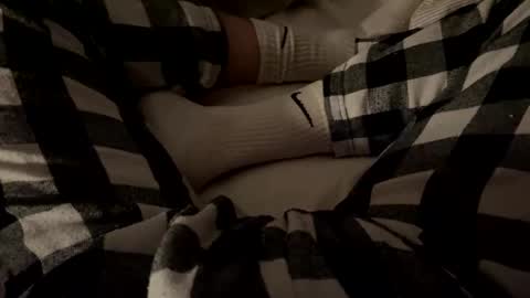 Undress a hung twink  online show from 12/14/24, 06:52