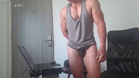 Antonio online show from 10/26/25, 08:15