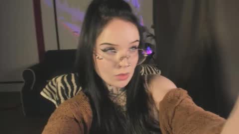 Snapshot of atomic_ketchup chatting on 10/14/25, 02:51 online every day between 10am-23pm online show from 10/14/25, 02:51