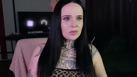 Snapshot of atomic_ketchup chatting on 12/03/25, 04:42 online every day between 10am-23pm online show from 12/03/25, 04:42