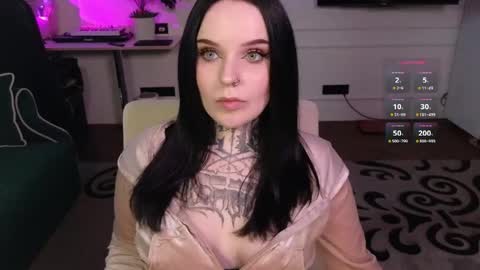 online every day between 10am-23pm online show from 04/19/26, 01:38