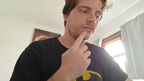 Snapshot of atomicoliver chatting on 01/14/25, 07:53 atomicoliver online show from 01/14/25, 07:53