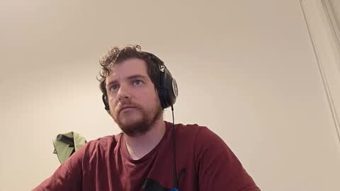 Snapshot of atomicoliver chatting on 09/24/25, 09:01 atomicoliver online show from 09/24/25, 09:01