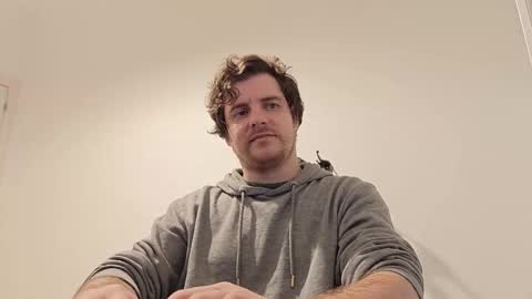 Snapshot of atomicoliver chatting on 10/01/25, 02:34 atomicoliver online show from 10/01/25, 02:34