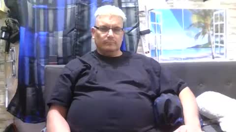 A online show from 12/27/24, 10:12