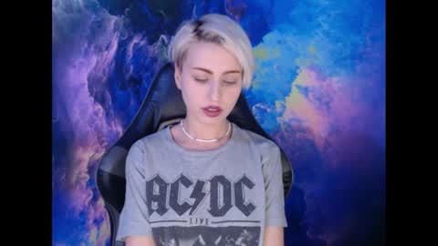 Aubrey online show from 02/20/25, 09:09