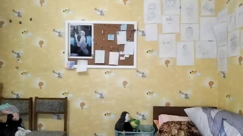 Katrin online show from 04/30/26, 05:41