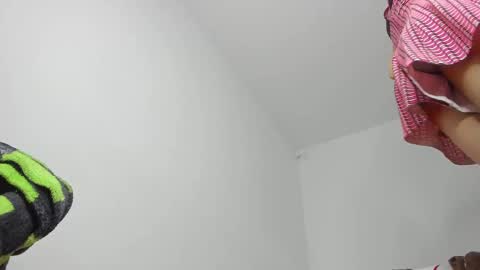 Audrey online show from 12/03/24, 03:44