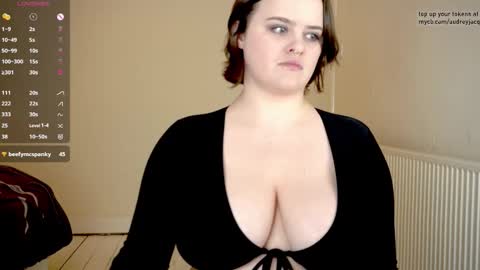 Audrey Jacq online show from 02/14/26, 05:21